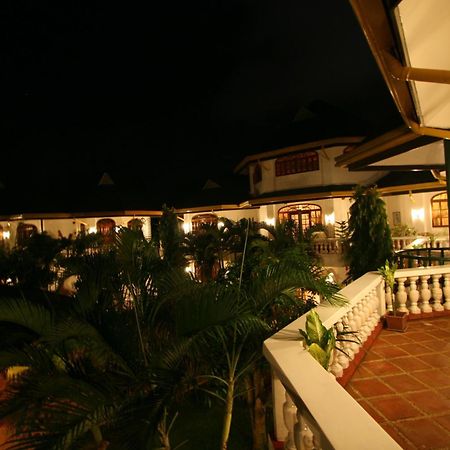 Dolce Vita Hotel Puerto Princesa Exteriör bild