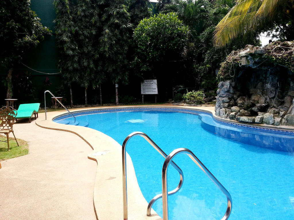Dolce Vita Hotel Puerto Princesa Exteriör bild